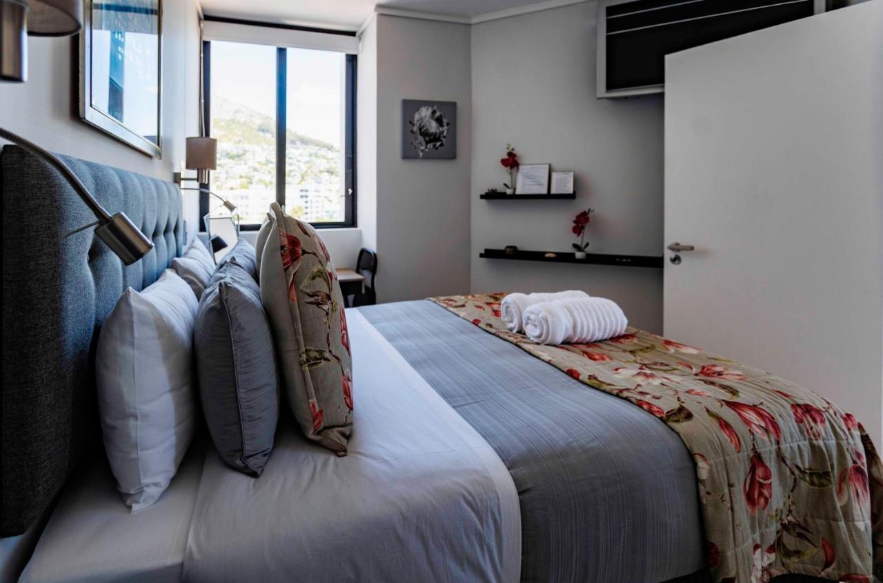 Flamingo Sea Point Sea View Luxury Best Position 1 Bedroom Apartment Queen Size Bed & Inverter For Tv Cape Town Luaran gambar