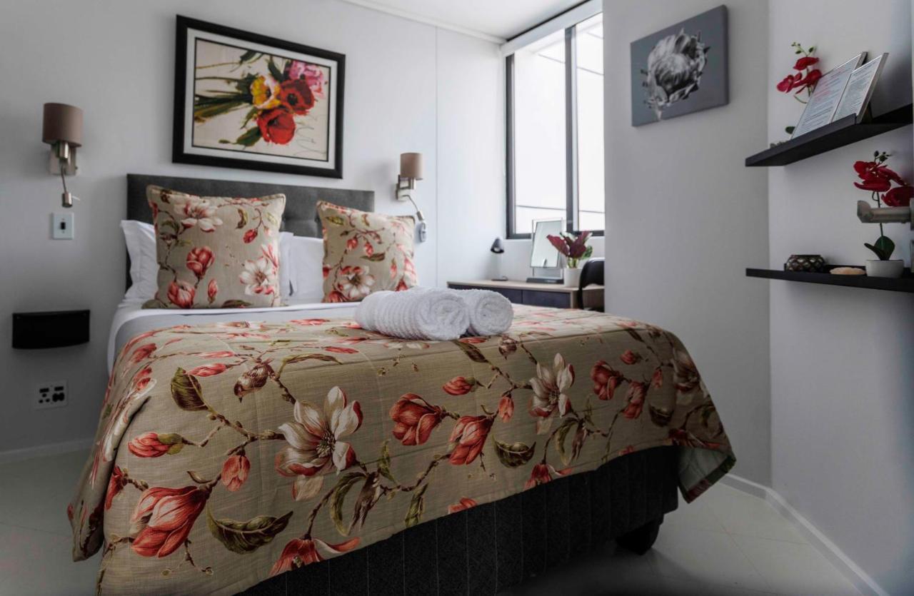 Flamingo Sea Point Sea View Luxury Best Position 1 Bedroom Apartment Queen Size Bed & Inverter For Tv Cape Town Luaran gambar